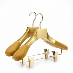 Deluxe custom shiny gold velvet wide shoulder wooden hangers for coat suit