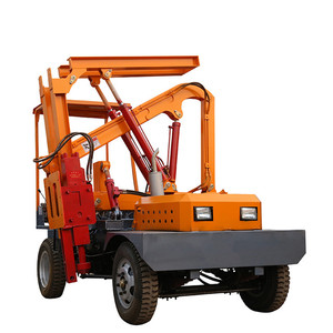 Machine de piquage <span class=keywords><strong>hydraulique</strong></span> vibratoire montée sur <span class=keywords><strong>tracteur</strong></span> pour fondations de clôtures - Product Image 1