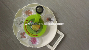 Alibaba chine 3X extérieure jouet observation des insectes tasse loupe avec champ <span class=keywords><strong>macroscope</strong></span> et six collection tasses - Product Image 1