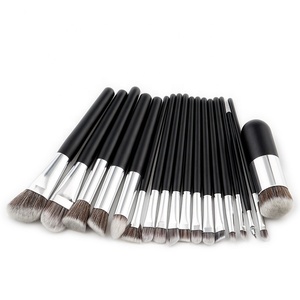 Juego de maquillaje novedoso, 18 piezas, brochas de maquillaje profesional, juego de brochas de maquillaje de gama alta, juego para principiantes, herramientas de belleza - Product Image 3