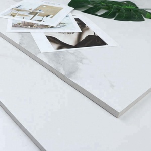 Azulejos de <span class=keywords><strong>Porcelana</strong></span> Esmaltada Estilo Chino Calacatta Blanco, 300x300 600x600, Venta al por Mayor en Foshan - Product Image 3