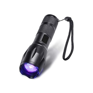 <span class=keywords><strong>365nm</strong></span> <span class=keywords><strong>uv</strong></span> led torcia Cat Urine Pet macchie rilevatore di letto rilevatore di ambra ultravioletta 395nm torcia portatile portatile Blacklight <span class=keywords><strong>uv</strong></span>