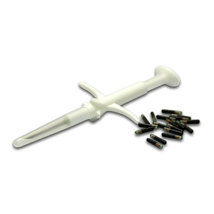 Kleinste <span class=keywords><strong>RFID</strong></span> NFC Microchips Transponder 8 MM <span class=keywords><strong>RFID</strong></span> Injectie Dier Huisdier <span class=keywords><strong>Tag</strong></span> Glas onder skin tags