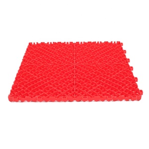 Carreaux <span class=keywords><strong>de</strong></span> sol à emboîter Atelier DIY Carreaux <span class=keywords><strong>de</strong></span> sol <span class=keywords><strong>de</strong></span> garage antidérapants et durs perforés Carreaux émaillés en PP Design <span class=keywords><strong>graphique</strong></span> CE ISO - Product Image 6