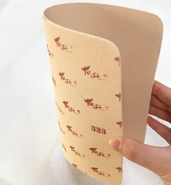 Placa de palmilha tenaciosa do não tecido do produto quente para o material calçado