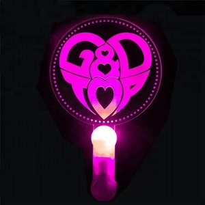 Acrylique Imprimé Par Logo Adapté Aux Besoins du client LED Acclamations <span class=keywords><strong>Color</strong></span>é Concert Conduit Bâton Lumineux - Product Image 4