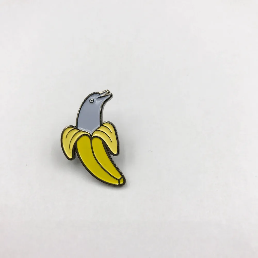 Imitation hard lapel pin lapel with custom Logo enamel pins wholesale