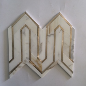 Calacatta Trắng Đá Cẩm Thạch Xám Tĩnh Mạch, Mũi Tên Hình Dạng Đồng Mosaic Gạch - Product Image 2