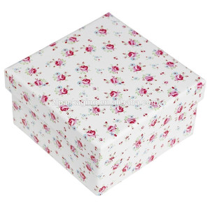 Grupos de 3 blanco de la petite rose plaza de anidación cajas de regalo - Product Image 1