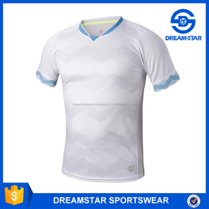 17-18 new Design cheap 100% Polyester Football uniform - Product Image 2