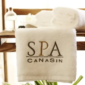 Bianco di cotone massaggio a mano asciugamano ricamato bagno asciugamano 700gsm