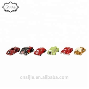Económico y fiable resina <span class=keywords><strong>mini</strong></span> modelo <span class=keywords><strong>antiguo</strong></span> decoración del hogar coches - Product Image 2
