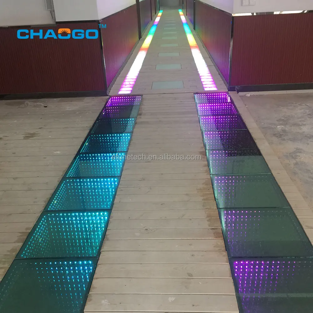 Fabrik Direkt verkauf Beleuchtete gehärtete Glas Infinity Dance Floor Spiegel Abyss Rgb Bodenfliesen