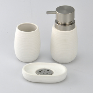 Accessoires de bain de forme ronde en céramique blanche classique - Product Image 1