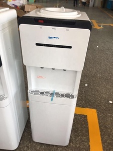 Dispensador <span class=keywords><strong>de</strong></span> <span class=keywords><strong>Agua</strong></span> Fría y Caliente para el Hogar/Máquina Vertical <span class=keywords><strong>de</strong></span> <span class=keywords><strong>Agua</strong></span> Fría y Caliente/Bebedero <span class=keywords><strong>de</strong></span> <span class=keywords><strong>Oficina</strong></span> con Mueble - Product Image 3