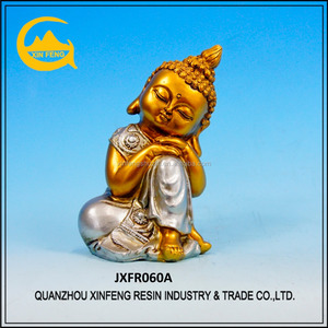 Statue de bouddha en résine dorée sculptée à la main style bouddhiste pour la décoration intérieure et la méditation - Product Image 3