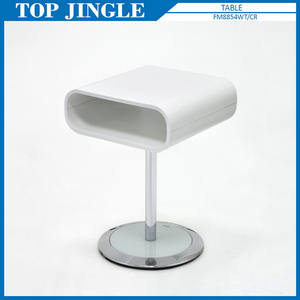 Soporte para traje de hombre con forma de cruz y base inoxidable - Product Image 4