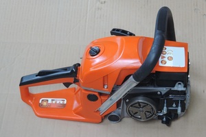 China High Power 62cc 2-Takt UM-CS6200 Kettensäge - Product Image 2