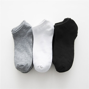 Chaussettes courtes d'été Youki personnalisées pour hommes, confortables et respirantes, style décontracté, vente chaude, personnalisables en gros avec carte en papier - Product Image 3