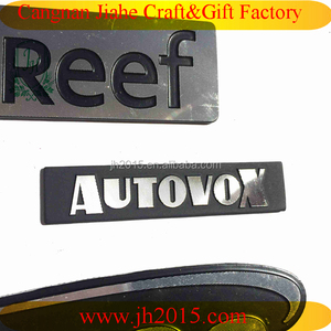 로고 플레이트 사용자 정의 브랜드 금속 이름 로고 리벳 자전거 명찰 - Product Image 3