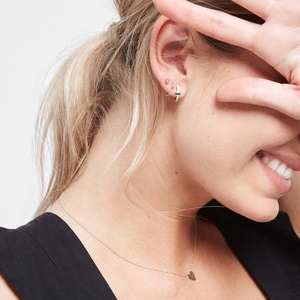 Gemnel 2019 New Arrivals Beauty <strong>Emerald</strong> baguette 14k <strong>Gold</strong> Huggie <strong>Earrings</strong> - Product Image 6