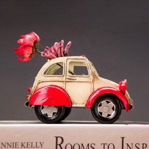 Artigianato in metallo Vecchio Modello di Auto Retrò Vintage Modello di Auto D'epoca Con Il Supporto Della Penna Club Ornamento Home Office Decor - Product Image 3