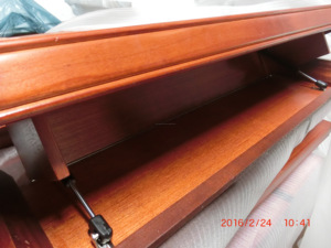 Fabricant de <span class=keywords><strong>Amazon</strong></span> vente chaude <span class=keywords><strong>vitrine</strong></span> murale en bois supports de pistolet - Product Image 5