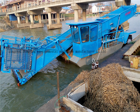 water hyacinth harvester