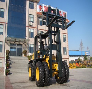סין 7 טון מלגזה את כביש 4wd 4 x4 כל שטח קשה מלגזה דיזל מלגזה משאית מחיר למכירה - Product Image 5