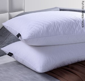Loft magie. 200 fil- count down alternative lit queen size oreiller, blanc - Product Image 1