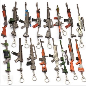 Porte-clés de Mini <span class=keywords><strong>couteau</strong></span> de pistolet modèle de jeux exquis, porte-clés de fans en métal, porte-clés de <span class=keywords><strong>fusil</strong></span> automatique de sous-machine - Product Image 6