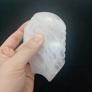 Jade Stone Gua Sha Comb Herramientas de masaje tradicionales para el cuero cabelludo Cabeza Cabello Facial Manual Cuero cabelludo Masajeadores con acupuntura - Product Image 5