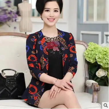 Top hotsale women spring t-shirt wholesale fashion print design new blouse