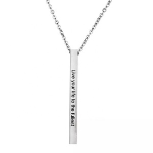 Collana con ciondolo iniziale personalizzato con nome inciso a barra verticale placcato oro 14K personalizzato moda donna - Product Image 2