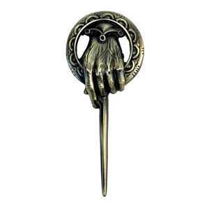 Apribottiglie di <span class=keywords><strong>Game</strong></span> <span class=keywords><strong>of</strong></span> <span class=keywords><strong>Thrones</strong></span>, Mano del Re, Spilla in Metallo Zincato con Magnete, Regalo Nuovo - Product Image 1