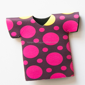 Fábrica al por mayor Linda camiseta de moda de <span class=keywords><strong>neopreno</strong></span> portabotellas de cerveza cubre - Product Image 5