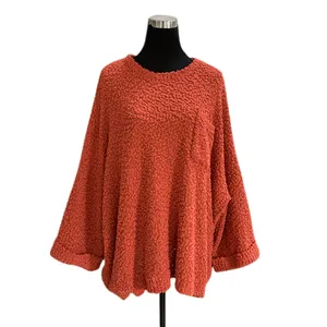 Produsen Crochet Plus Ukuran Crew Neck Pullover Popcorn Rajutan Blush Chunky Sweater Poncho Wanita dengan Saku