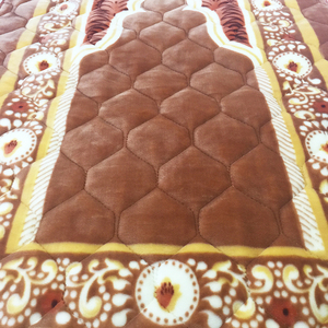 Tappeto da Preghiera Imbottito in Velluto Turco JIACHUAN CARPETS - Product Image 4