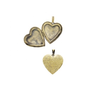 Collier avec pendentif médaillon en forme de cœur de style vintage pour photos et souvenirs - Product Image 5
