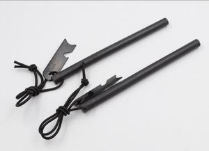 Encendedor de Fuego para Acampar al Aire Libre, Varilla de Ferrocerio de Magnesio de 20 cm de Largo con Cordón y Pedernal - Product Image 2