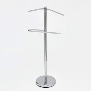 Estante de exhibición de traje cromado de diseño vanguardista - Product Image 3