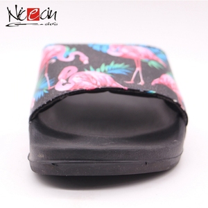 Sandales avec impression par sublimation, logo personnalisé, <span class=keywords><strong>chaussures</strong></span> noires en PU pour femmes, glissières de flamand rose, - Product Image 6