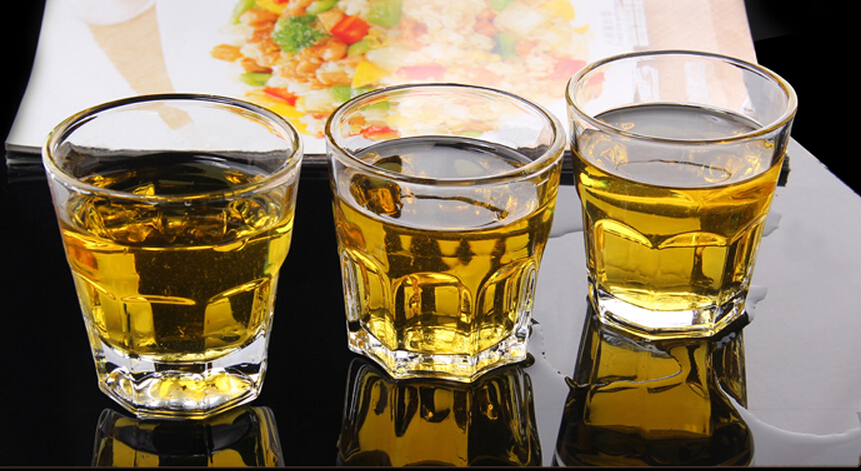 Haonai 1.5 Oz Whiskey Shot Glass; (Set of 4) Shot Glasses,Dishwasher Safe