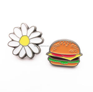 Stok Promosi Pabrik Pin Kerah Kustom Lembut Enamel Aster Lapel Pin Pada Setelan Lapel Pin Bentuk Bunga - Product Image 1