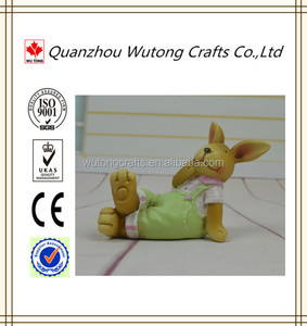 Artesanías de resina Cult figurilla de conejo por encargo recuerdo - Product Image 1