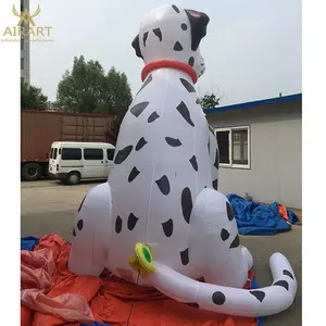 Sortie d'usine personnalisée gonflable chien tacheté pour la publicité
