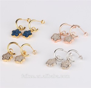 <span class=keywords><strong>Grossiste</strong></span> <span class=keywords><strong>bijoux</strong></span> <span class=keywords><strong>fantaisie</strong></span> en argent 925 boucle d'oreille plaqué or cire micro pave réglage boucle d'oreille - Product Image 1