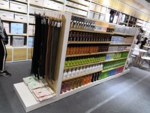Présentoir <span class=keywords><strong>Miniso</strong></span> de haute qualité, pour le département-magasin, vitrine de supermarché, présentoir d'aliments - Product Image 4
