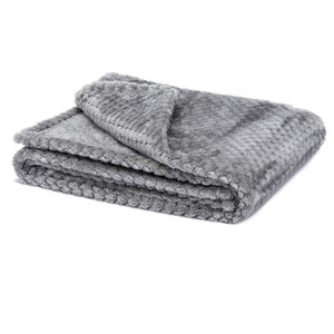 Plaid couverture double face en peluche <span class=keywords><strong>chaude</strong></span> taille personnalisée tricoté 100% polyester corail polaire couverture usine chine - Product Image 1