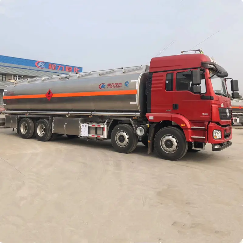 Camion à moteur 12 roues, transport de diesel et essence, réservoir de carburant, 30000 l